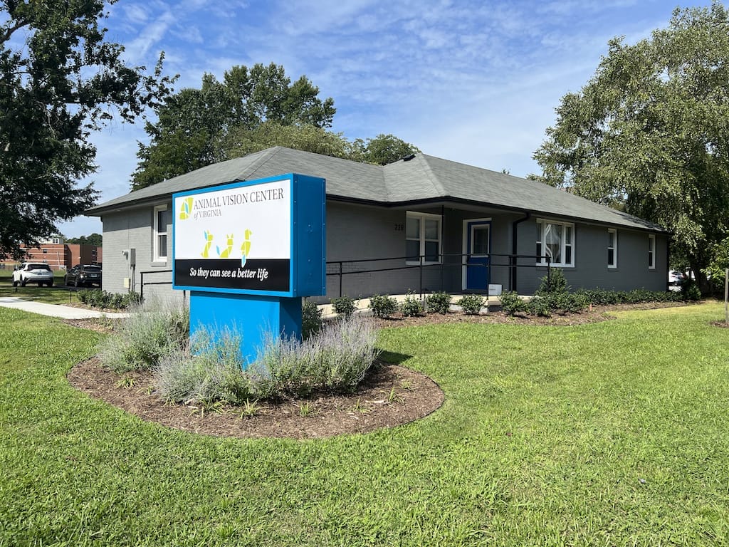 2022_08 New Chesapeake Office Opening Animal Vision Center of VA